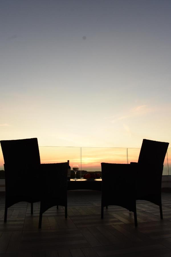 Sunset And Seaview Apartment -Brand New Mellieha Exterior foto